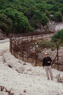 Dennis on the Lebanese border