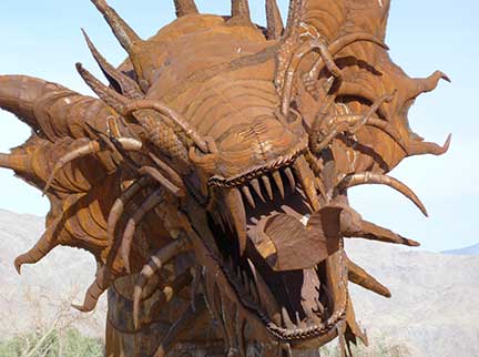 Dragon sculpture head